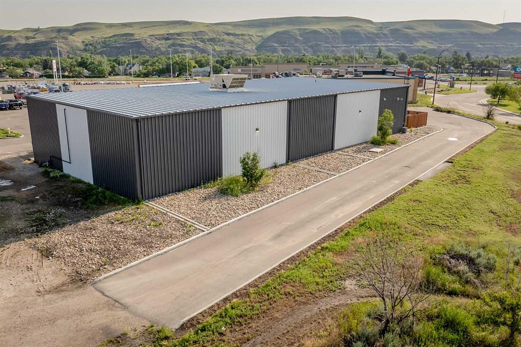 500 - 650 South Railway Avenue, Drumheller, AB
