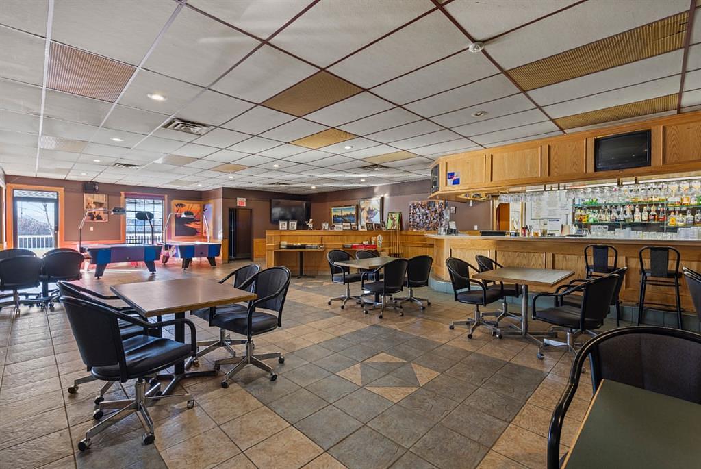 308 2 Avenue, Bassano, AB