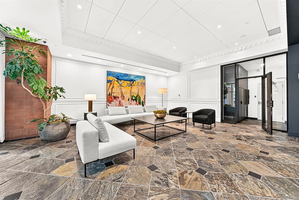 277 - 1100 8 Avenue Southwest, Calgary, AB