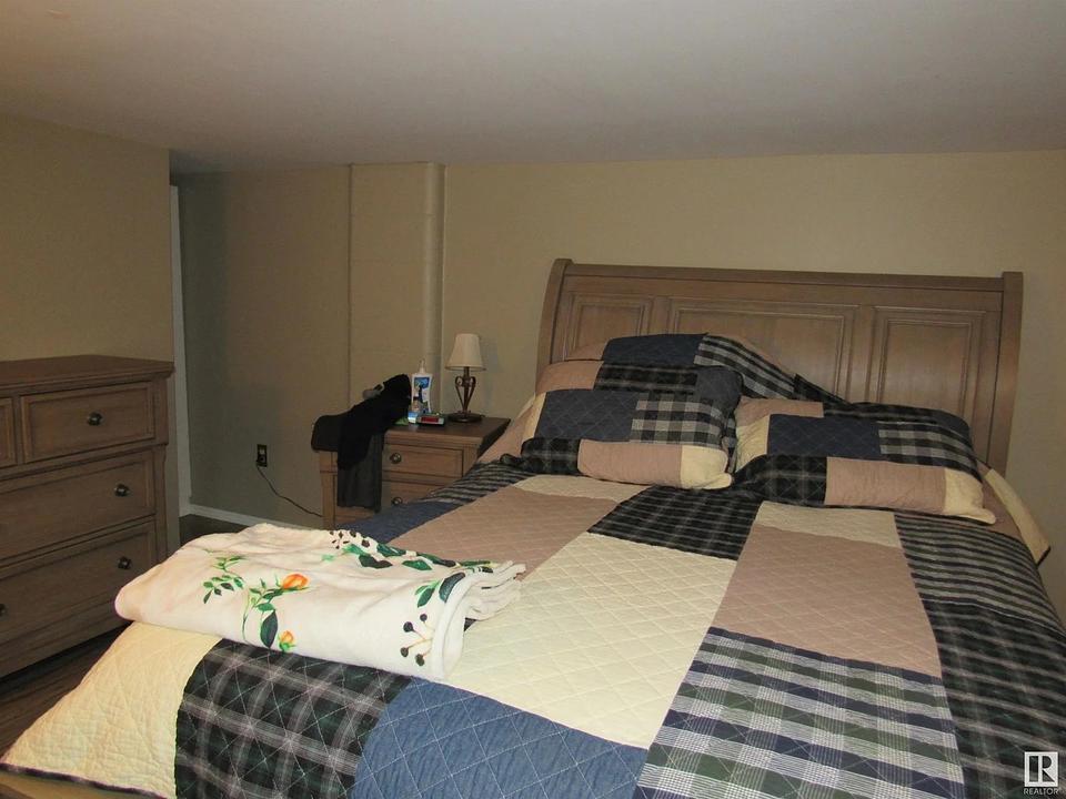 5023 50 Street, Barrhead, AB