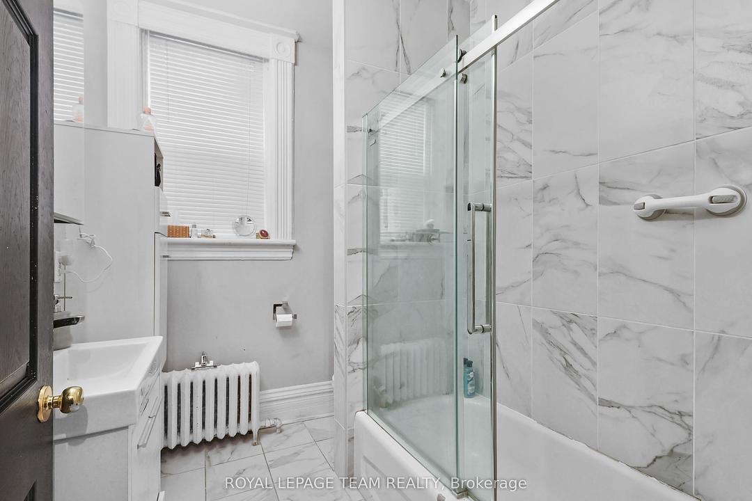 548 MacLaren Street, Ottawa, ON