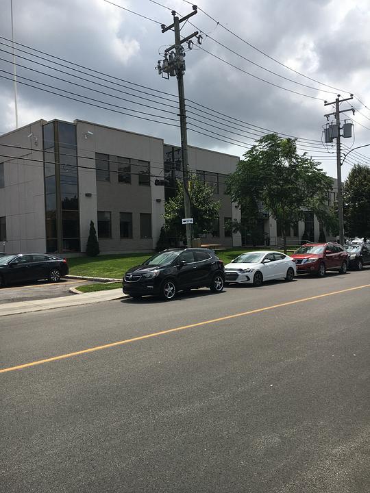 220 - 5796 Rue Ferrier, Mont-Royal, QC