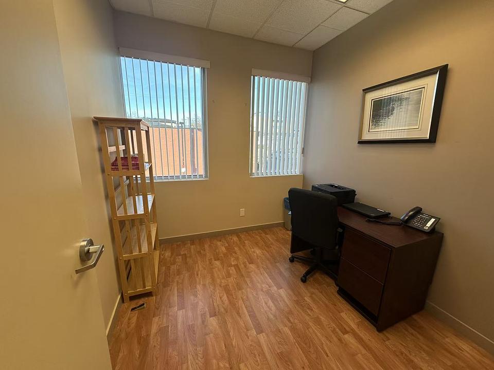 202 - 7885 6th Street, Burnaby, BC