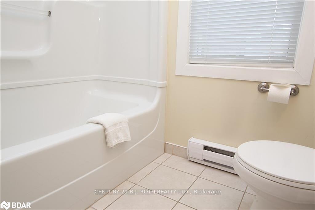 1 Berczy Street, Barrie, ON