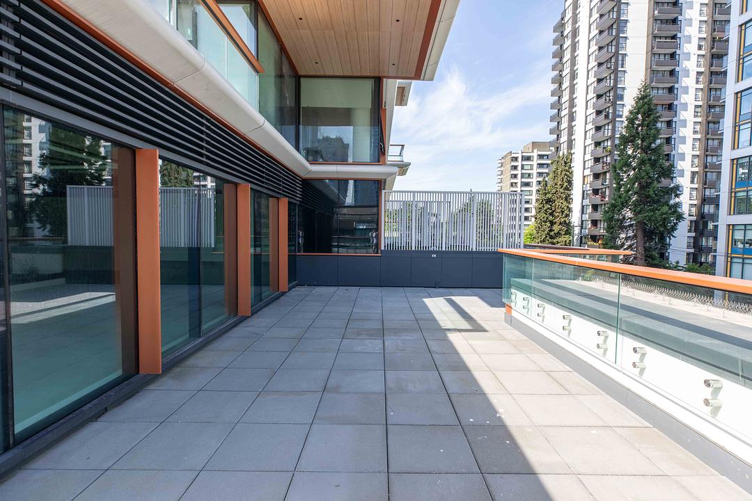 1438 Robson Street, Vancouver, BC