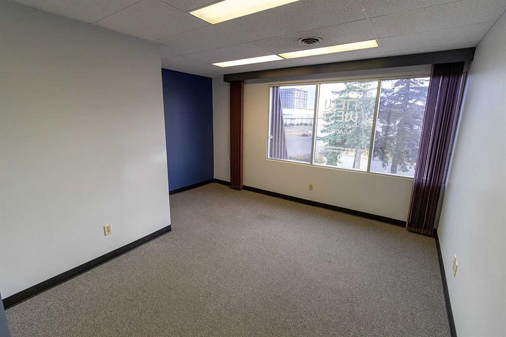 2182 39 Avenue Northeast, Calgary, AB