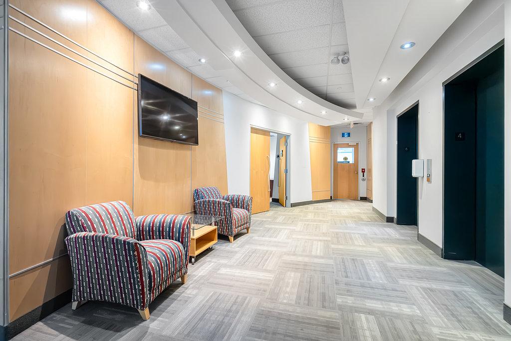1 Chrysalis Way, Ottawa, ON