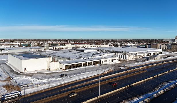 13940 Yellowhead Trail, Edmonton, AB