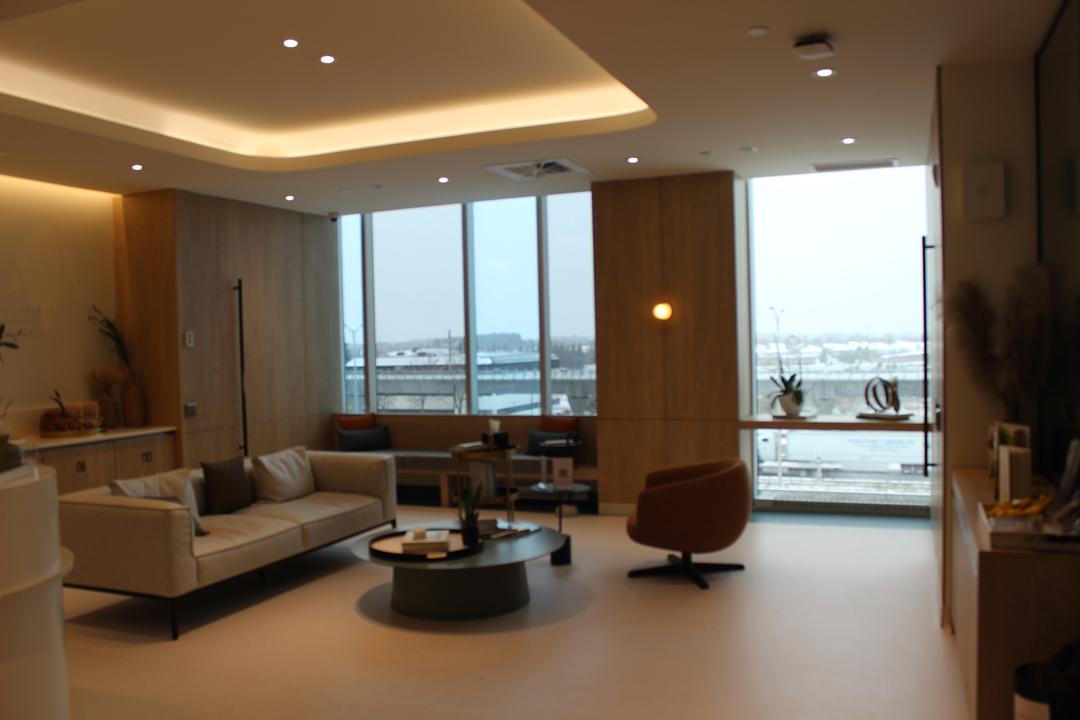 16766 Route Transcanadienne, Kirkland, QC