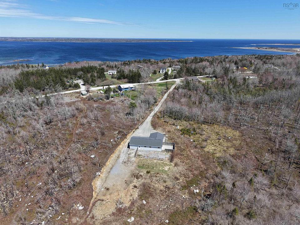 128 Beach Road, Shelburne, NS