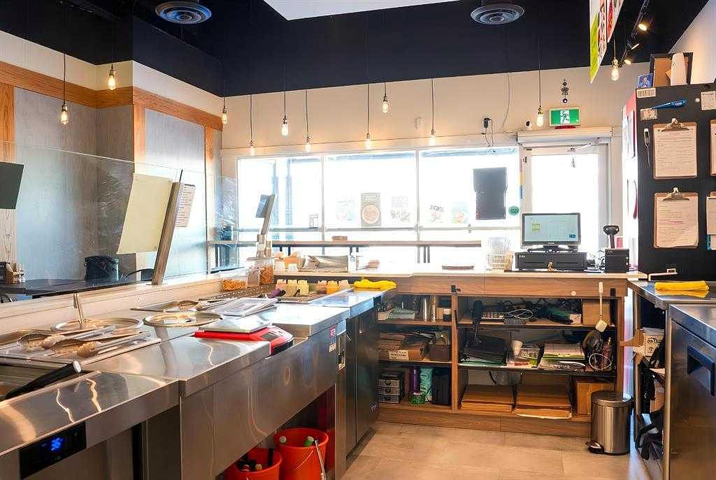 1600 90 Avenue Southwest, Calgary, AB