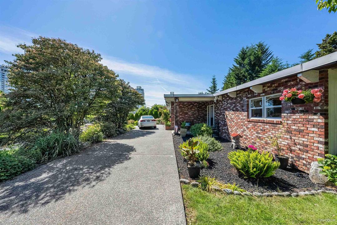 529 Appian Way, Coquitlam, BC
