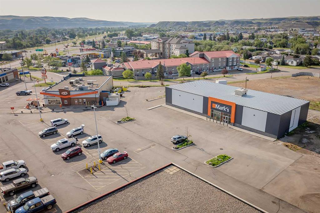 500 - 650 South Railway Avenue, Drumheller, AB