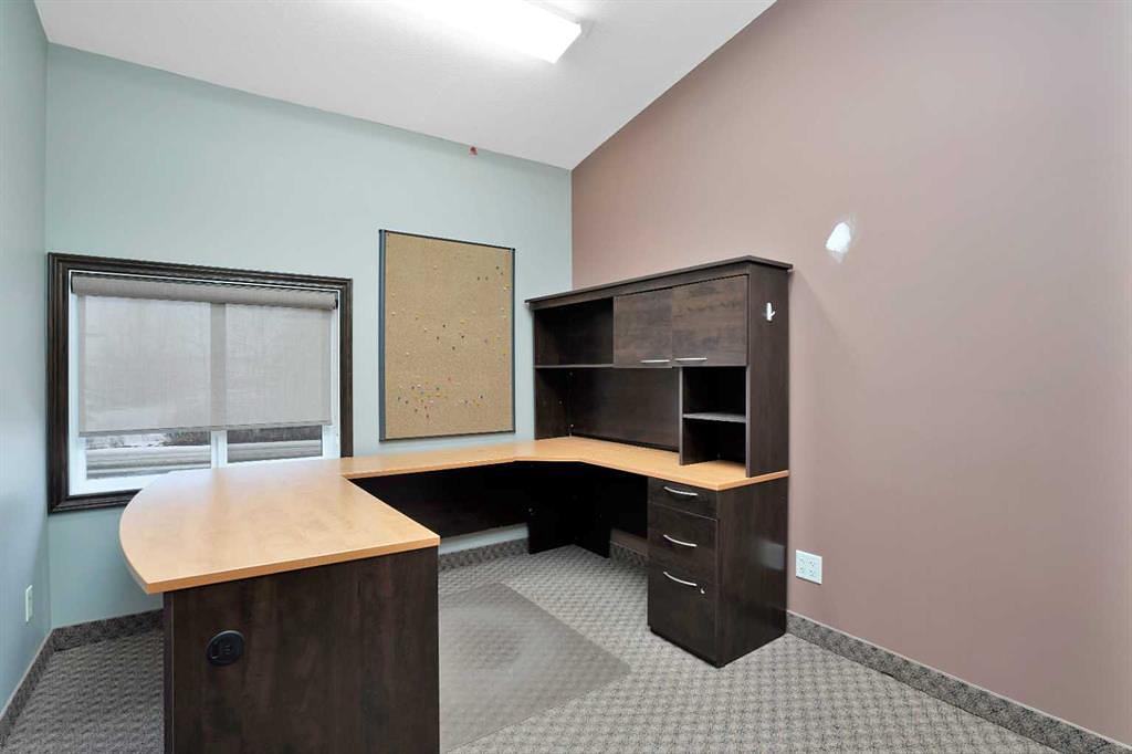 4407 45A Avenue, Rocky Mountain House, AB