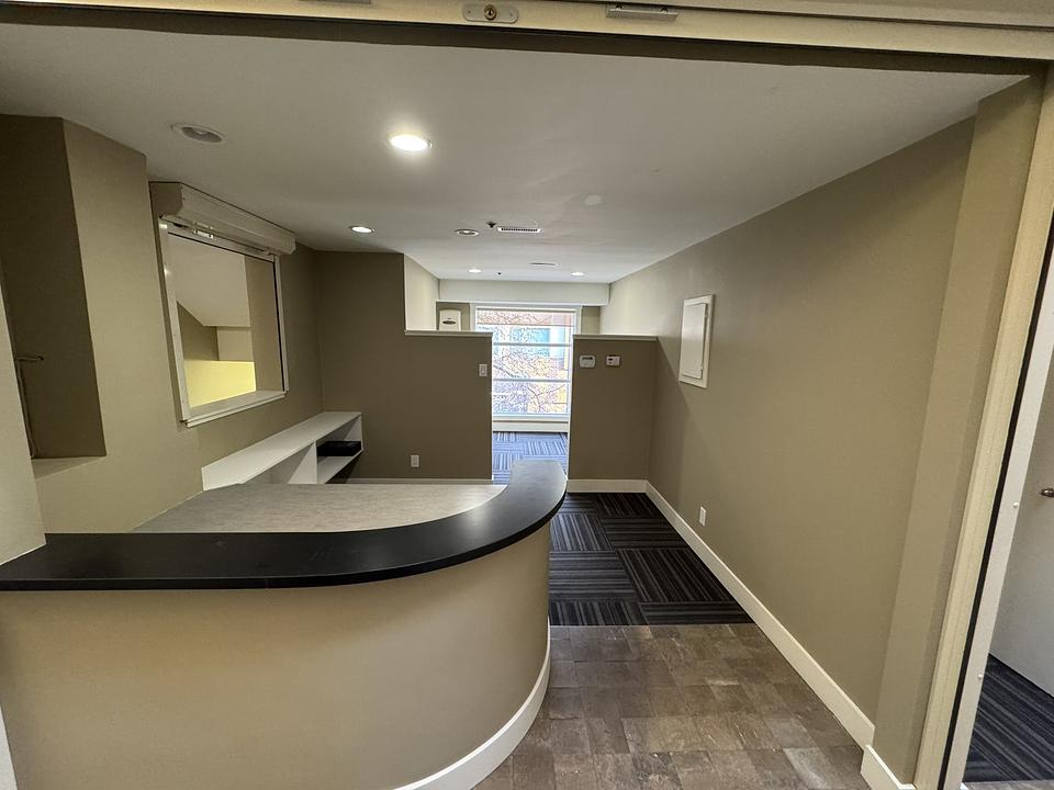 1125 Kensington Road Northwest, Calgary, AB