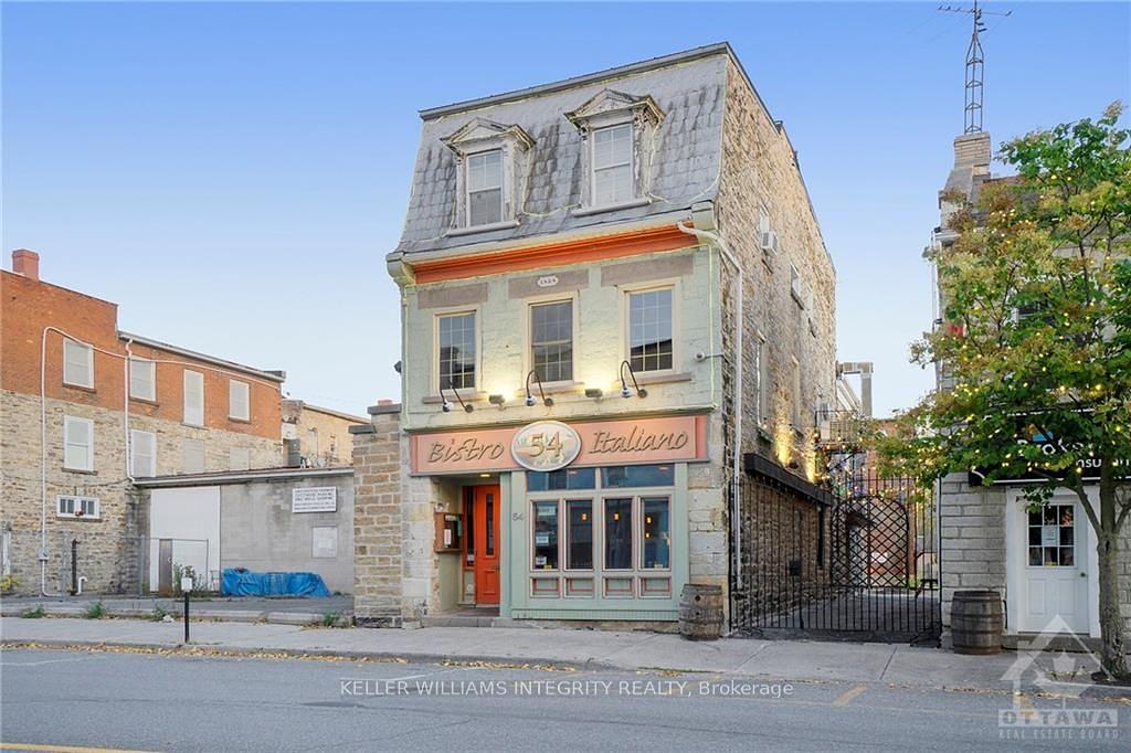 54 Foster Street, Perth, ON