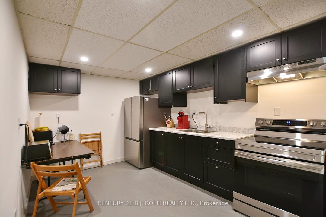 240 9th Avenue East, Owen Sound, ON