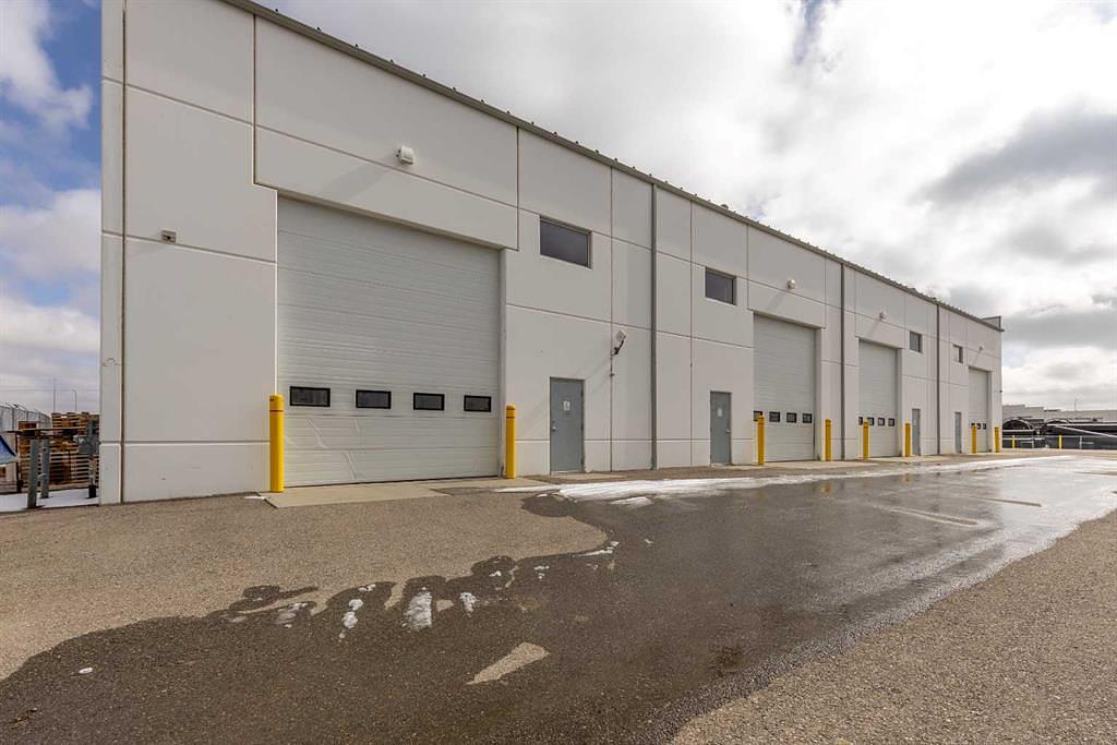 4-565 41 Street North, Lethbridge, AB