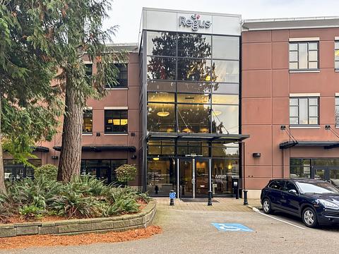 15300 Croydon Dr, Surrey, BC