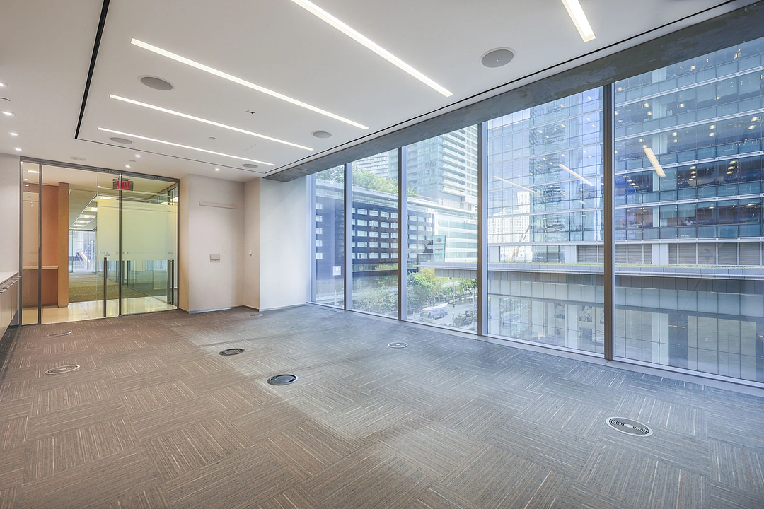 400 - 18 York Street, Toronto, ON
