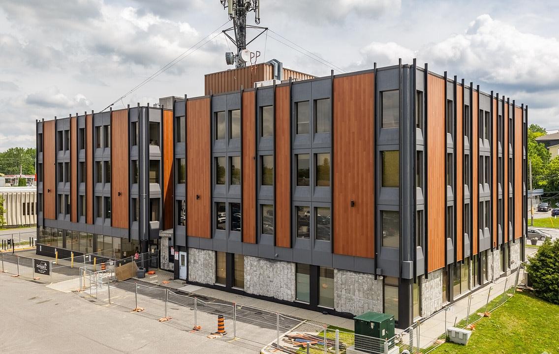 2555 Saint Joseph Boulevard, Ottawa, ON