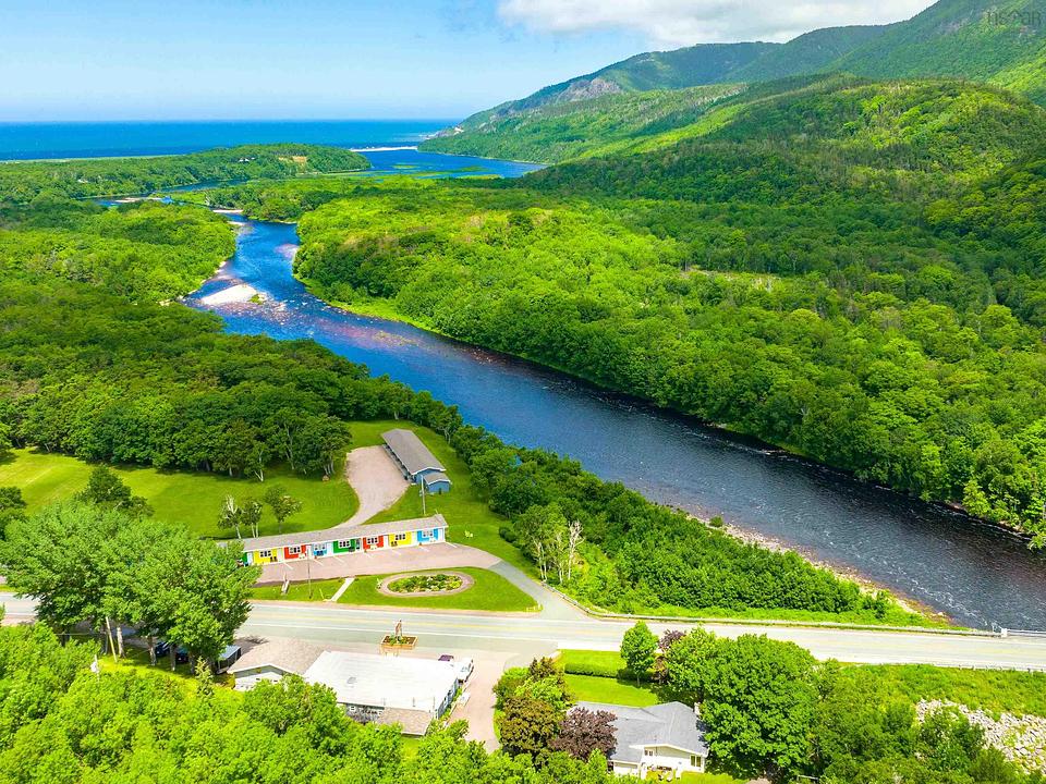 16537 Cabot Trail, Petit Étang, NS