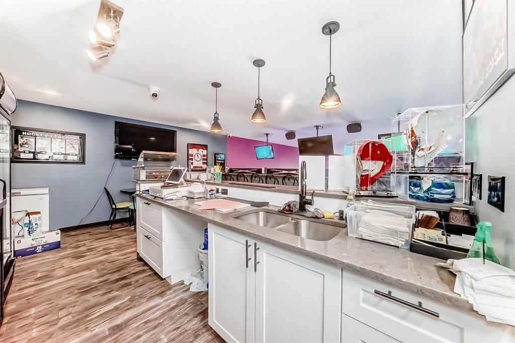 105 - 245 Canal Avenue, Strathmore, AB
