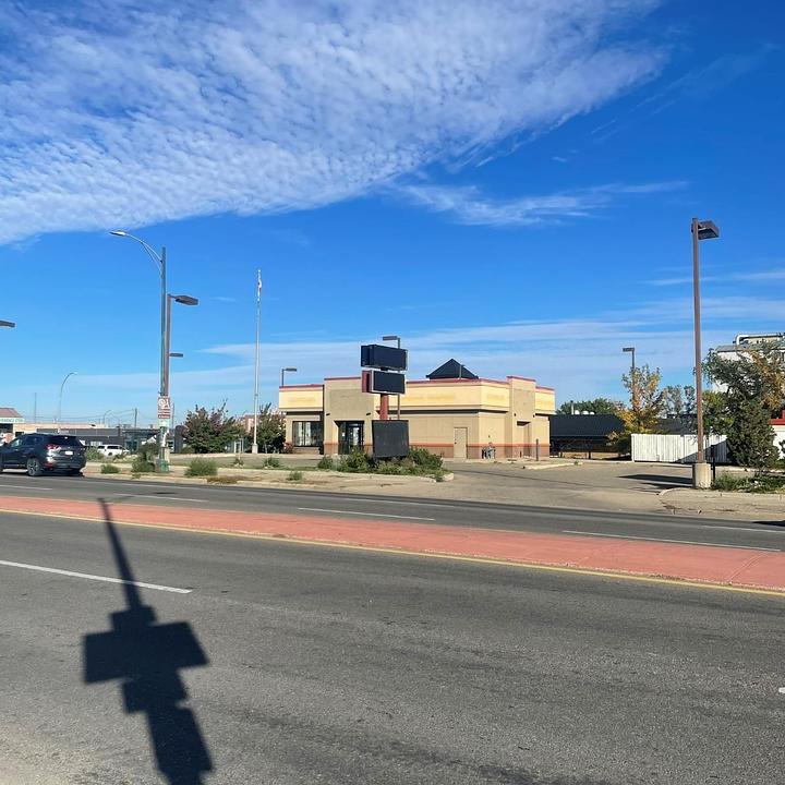 1303 3 Avenue South, Lethbridge, AB