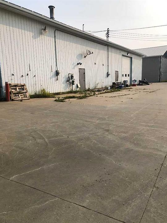 BAY 2 - 4635 Federated Road, Swan Hills, AB