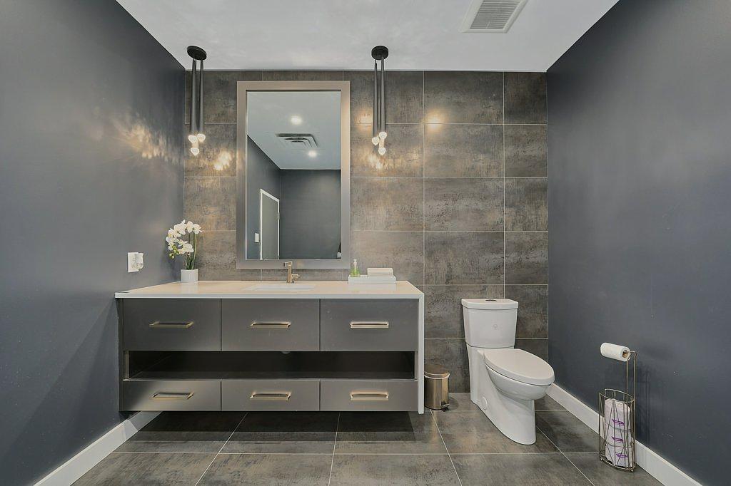 1 - 1333 Thornton Road South, Oshawa, ON