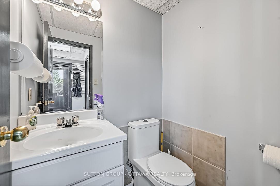 3835 McBean Street, Ottawa, ON