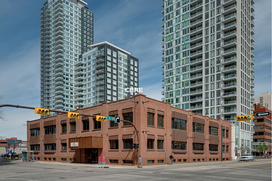 902 11 Ave SW, Calgary, AB