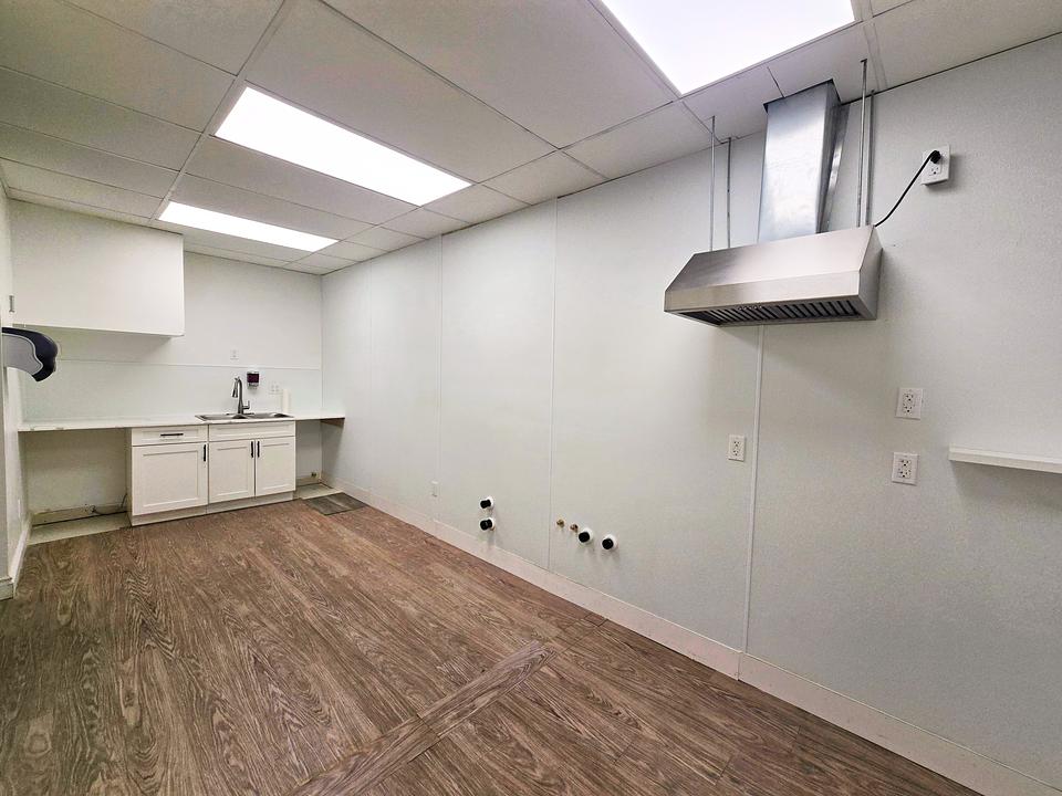 101 - 7809 109 Street Northwest, Edmonton, AB
