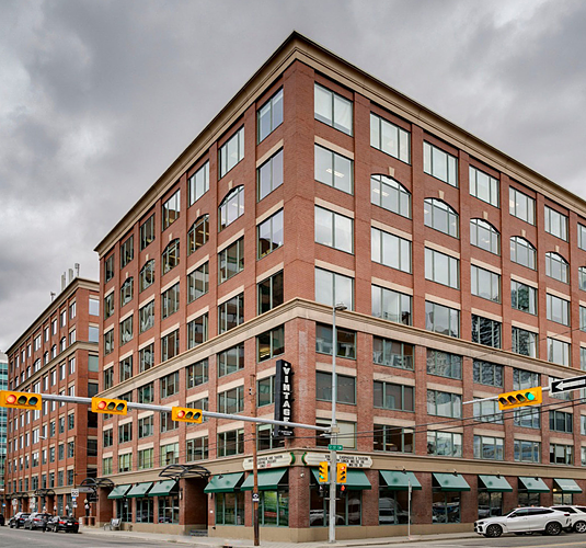 140 - 326 11 Avenue Southwest, Calgary, AB