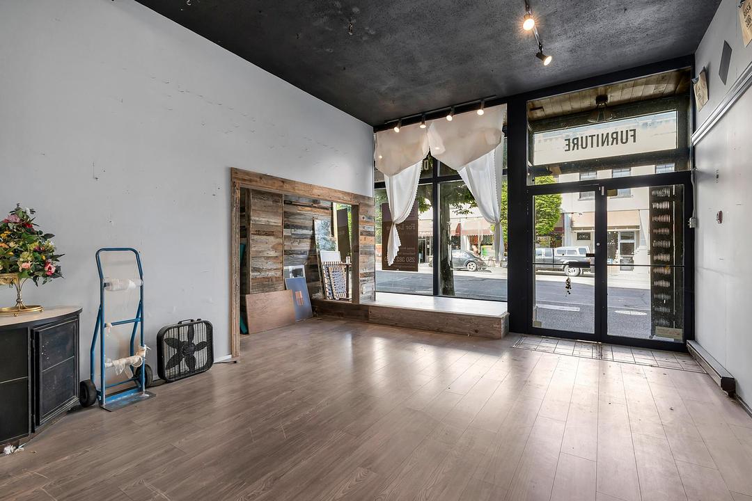 1323 Government Street, Victoria, BC
