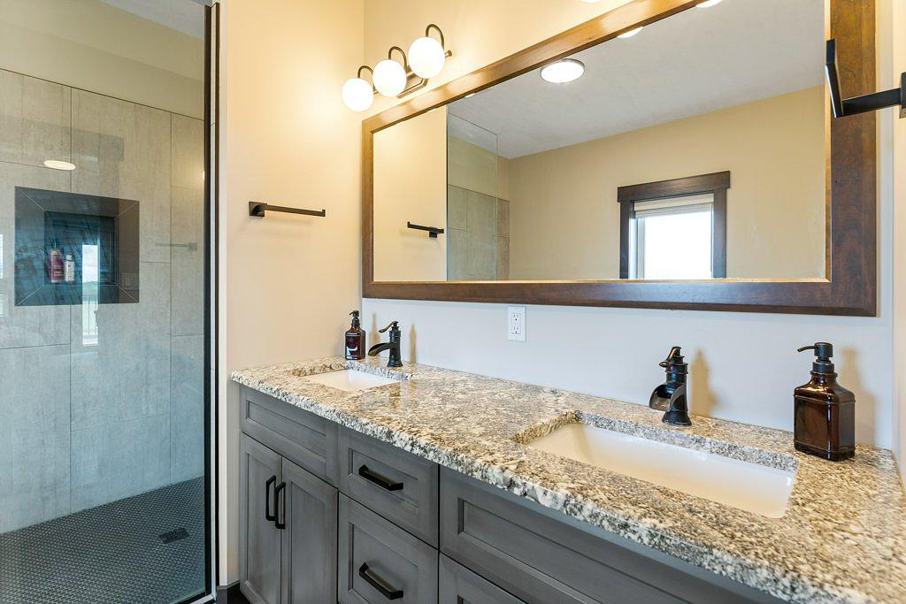 26517 Township Road 584, Pickardville, AB