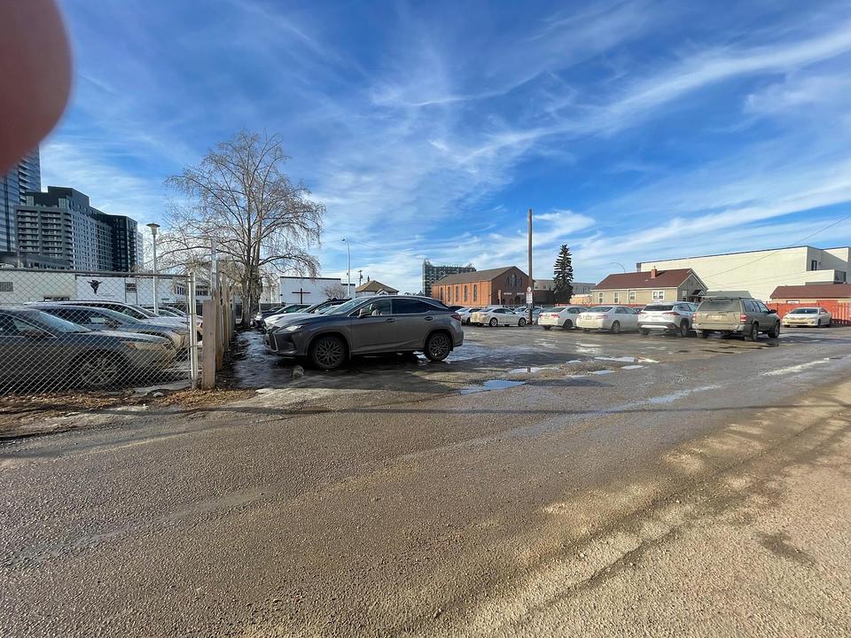 115 - 9700 105 Avenue Northwest, Edmonton, AB
