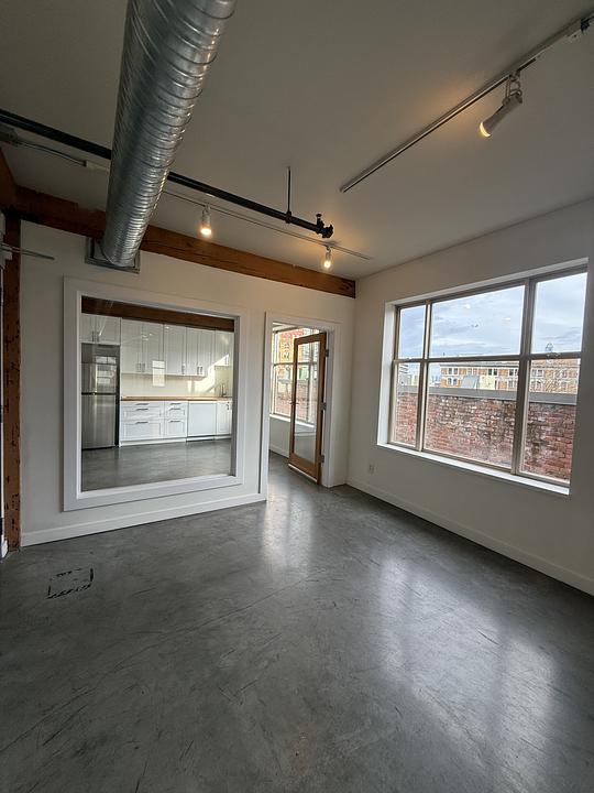 250 - 319 W Pender St, Vancouver, BC