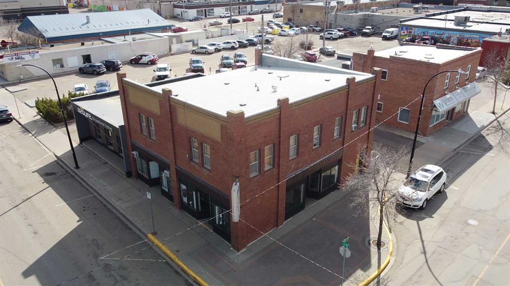 4820 49 Avenue, Lloydminster, SK