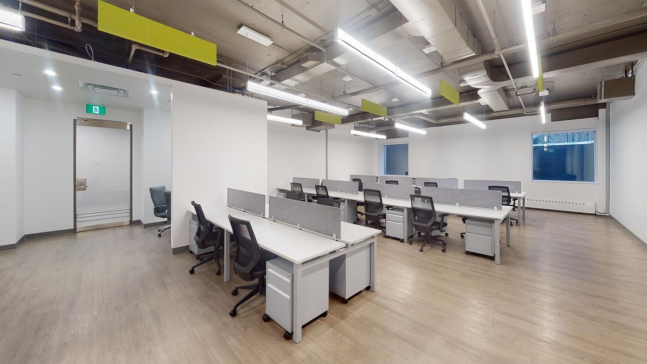 621 - 111 Peter Street, Toronto, ON