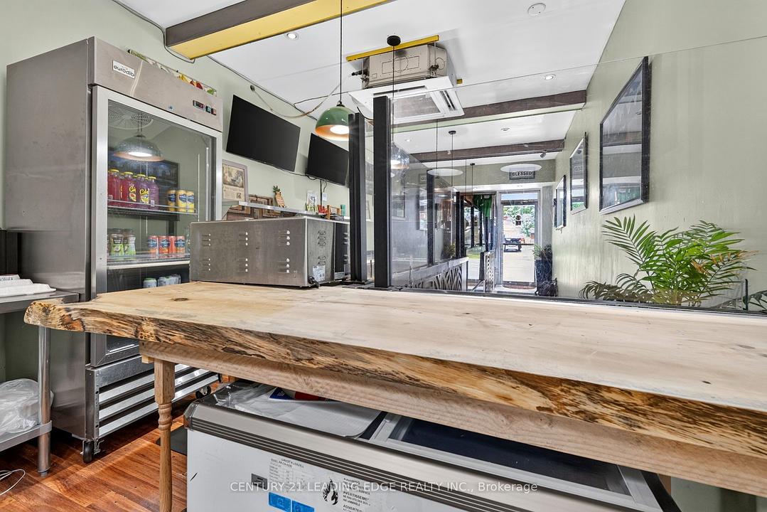 741 Pharmacy Avenue, Toronto, ON