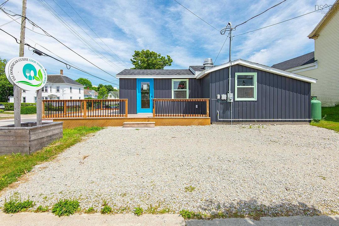 191 Main Street, Yarmouth, NS