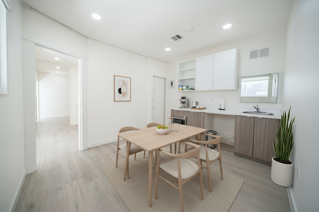 108 - 2096 West 41st Avenue, Vancouver, BC