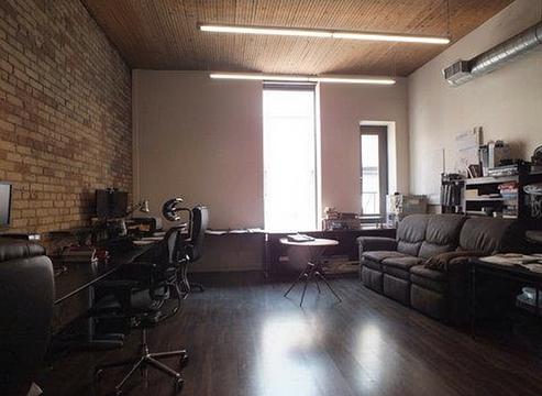76 Richmond Street East, Toronto, ON