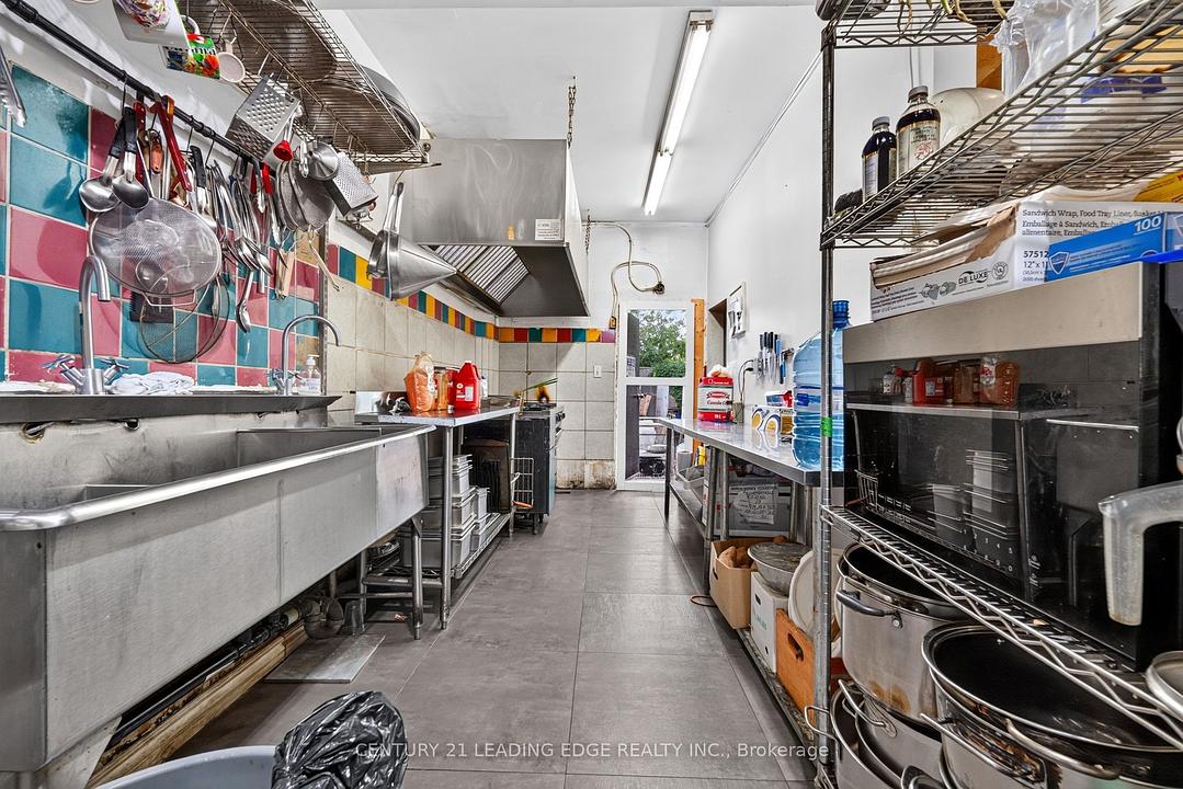 741 Pharmacy Avenue, Toronto, ON