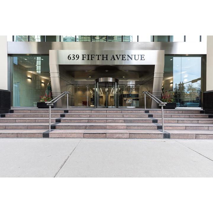 639 5 Avenue Southwest, Calgary, AB