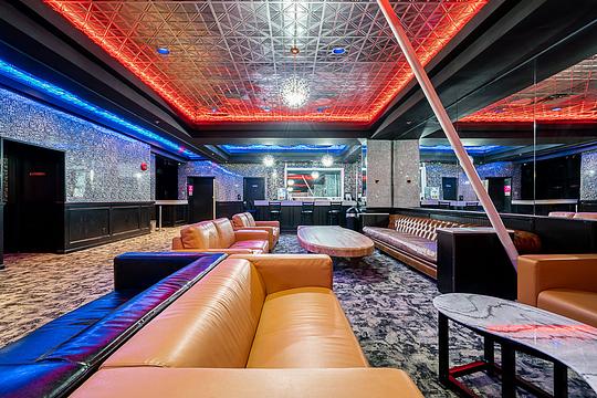 595 Hornby Street, Vancouver, BC