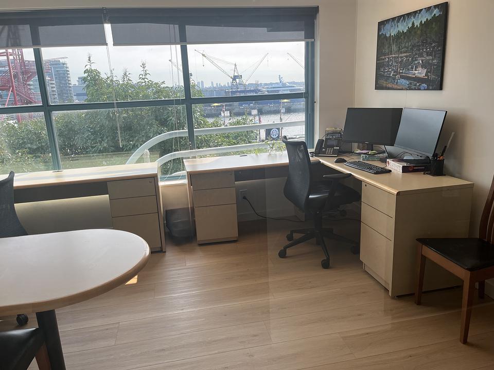 406 - 145 Chadwick Ct, North Vancouver, BC