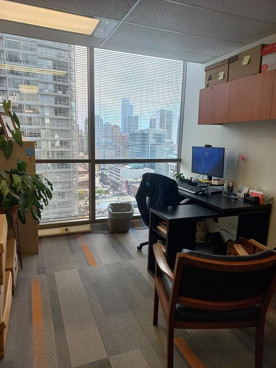 1450 - 605 Robson St, Vancouver, BC