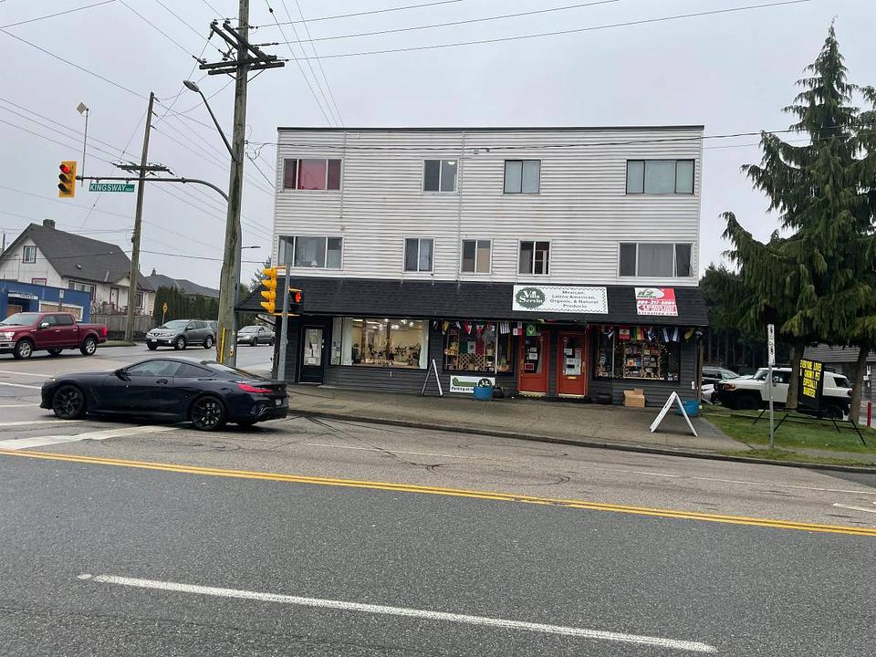 8 - 7387 10th Ave , Burnaby, BC
